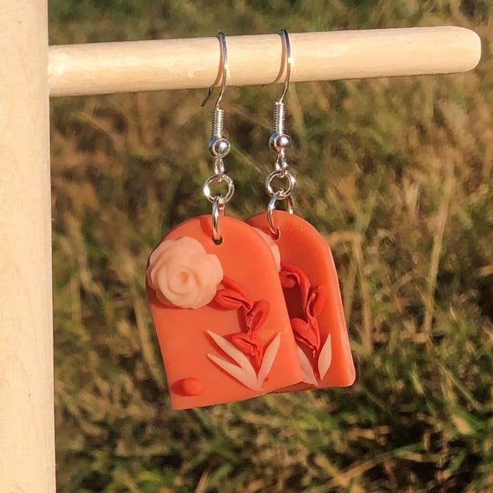 Pendientes de flor naranja para venta al por mayor de Baked Cupcake