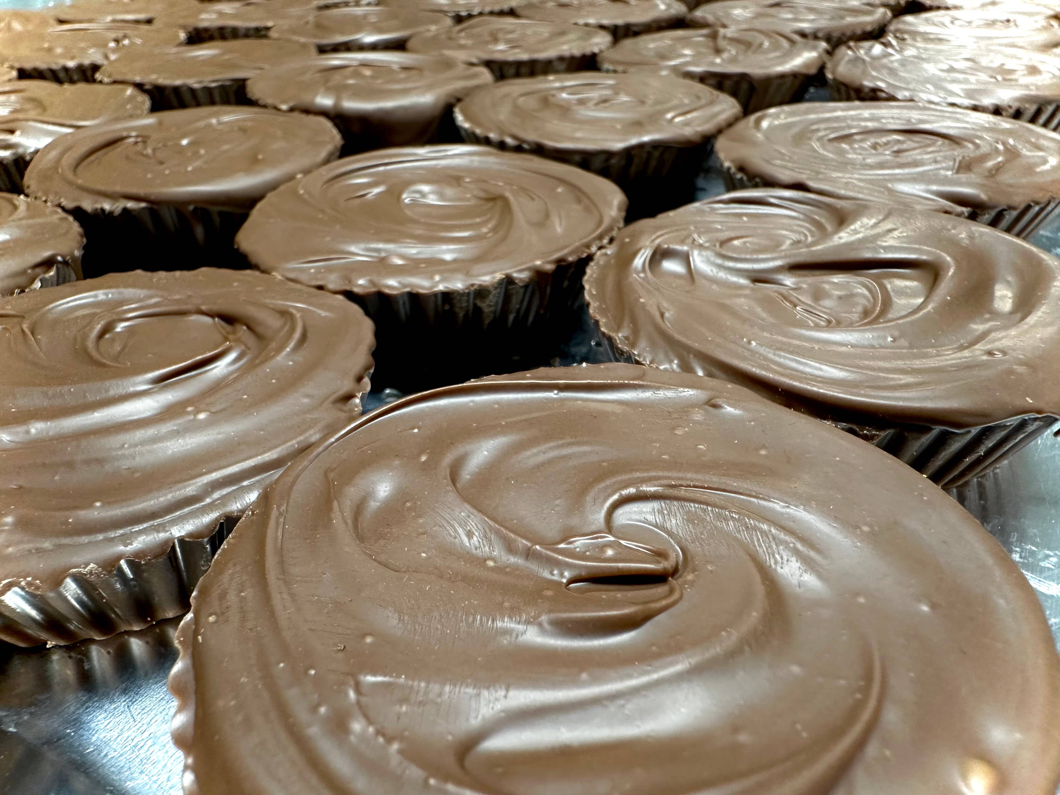 O'Shea's Candies Sweet Shop - Wholesale Chocolate Covered Sweets - Jumbo Milk Chocolate “Original” Peanut Butter Cups w/ Bow1