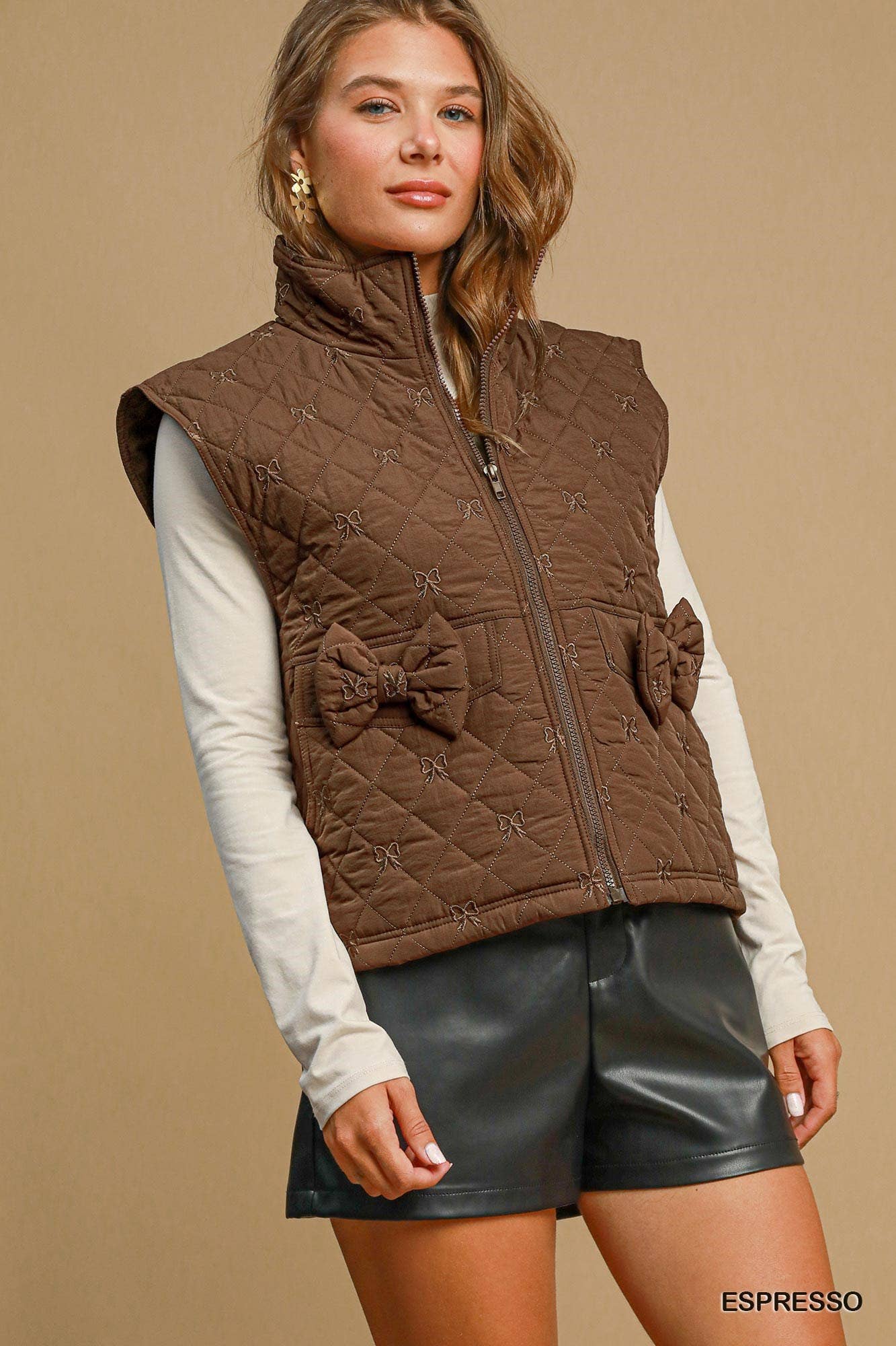 Vanilla Monkey - Vente Veste sans manches – femme - Gilet matelassé sans manches avec détails en forme de nœud1