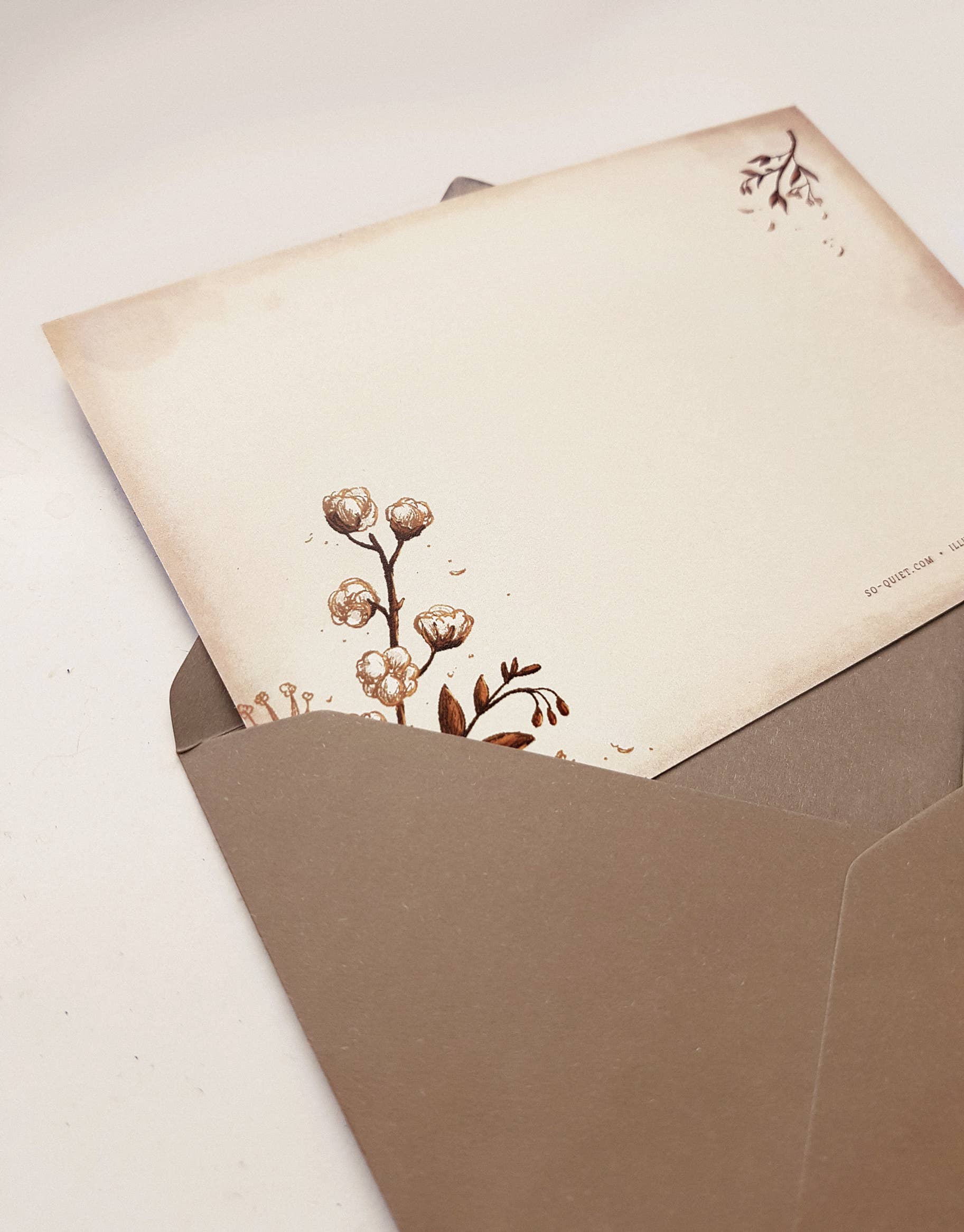 So Quiet - Vente Cartes postales - Carte Librairie mobile originale3