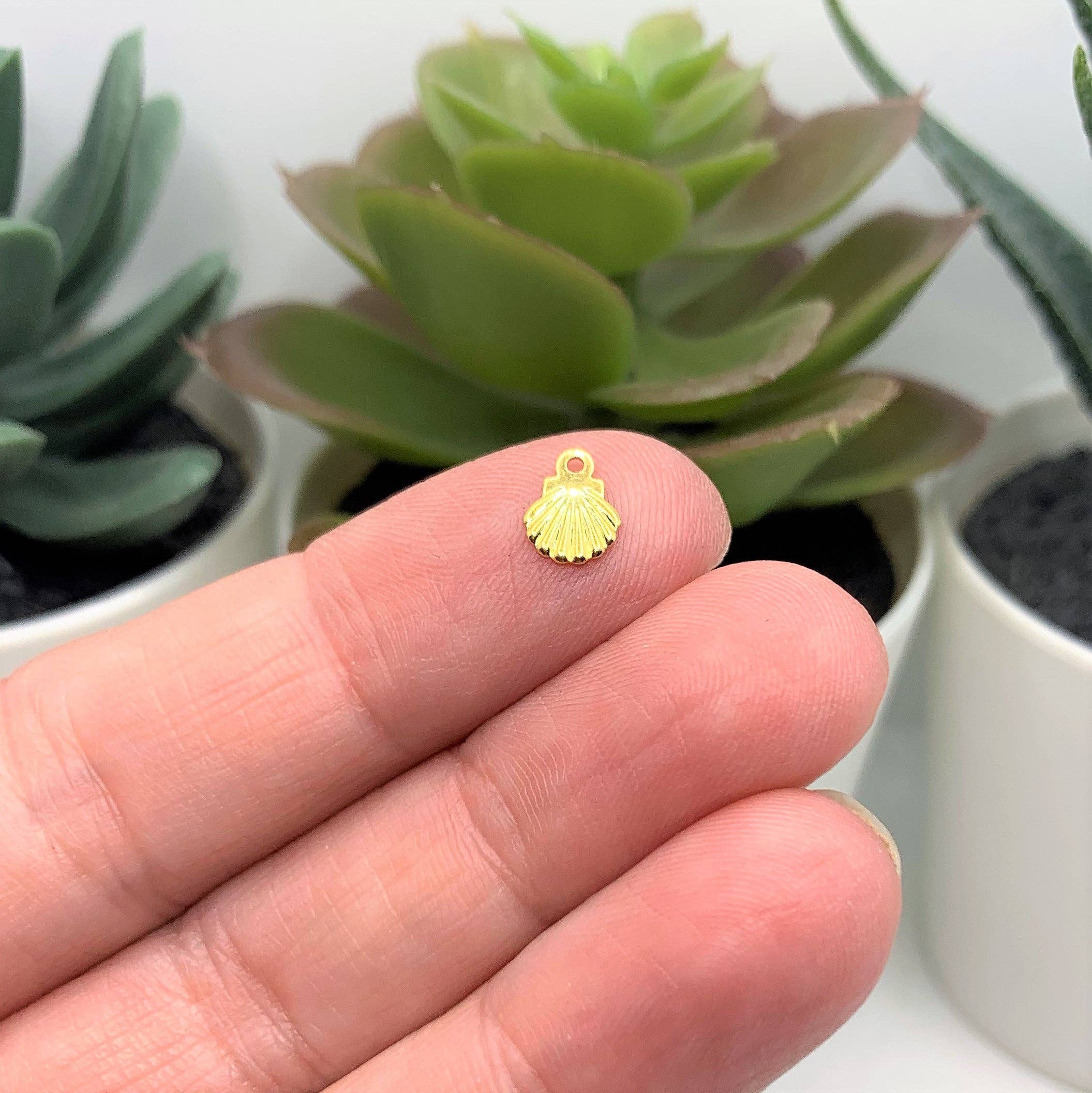 Guerrilla Charm - Wholesale Individual Charm/Pendant - Gold 304 Stainless Steel Tiny Sea Shell Charms, 8x6mm1