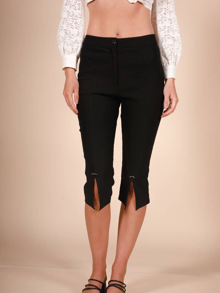 BENGALINE CAPRI PANTS for wholesale by Hers & Mine