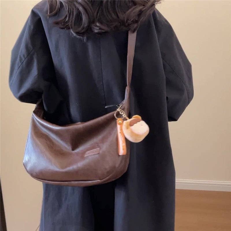 OceanusSwim – Engroshandel Crossbodytaske - Dame – Vintage crossbody skuldertaske med charm1