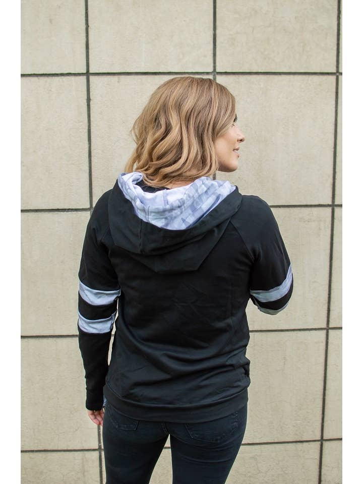 Rogue Society Apparel®️ – Großhandel Hoodie – Damen – Varsity Camo Hoodie jetzt für Kinder erhältlich!3