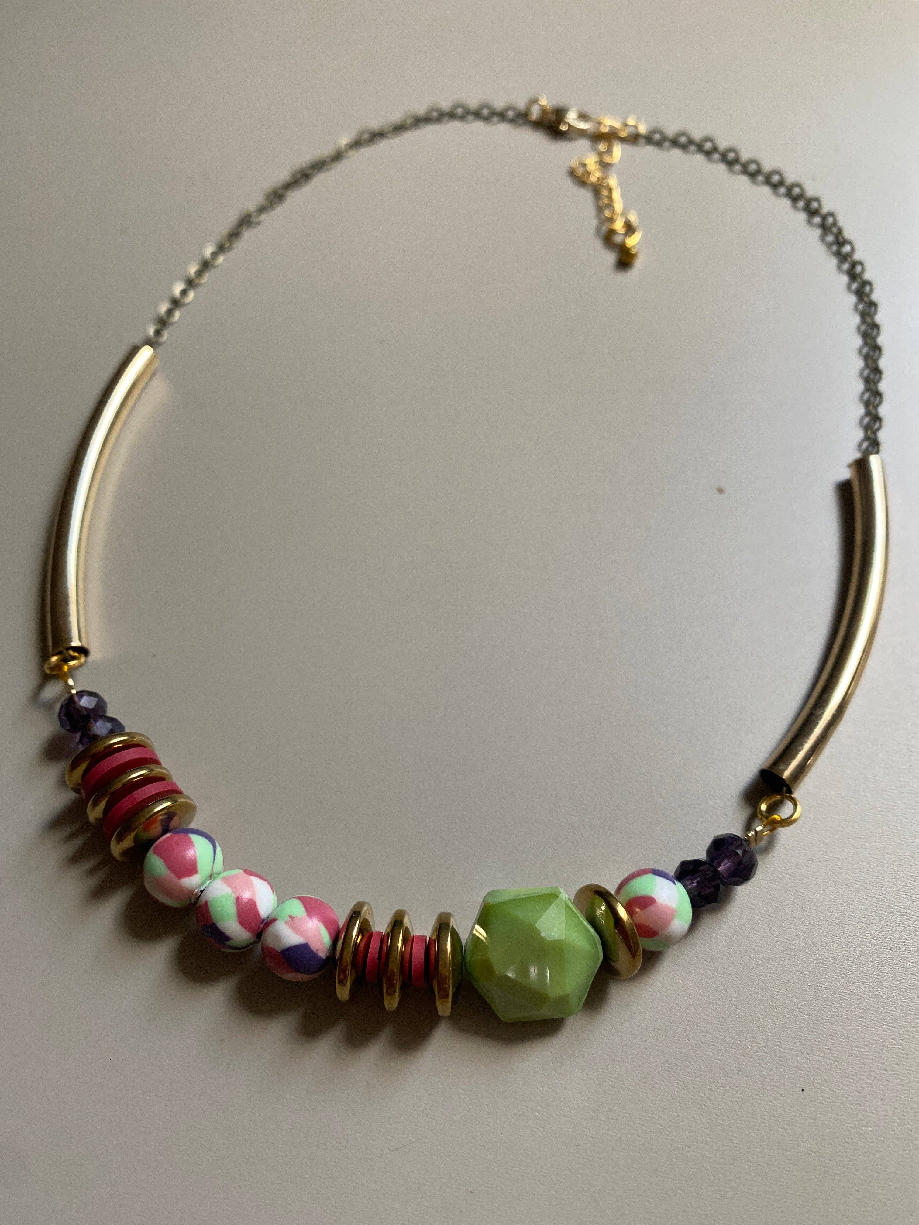 Gist Jewellery - Vente Collier de perles - FRT09 - Verre vintage, hématite plaquée or et cristaux.2