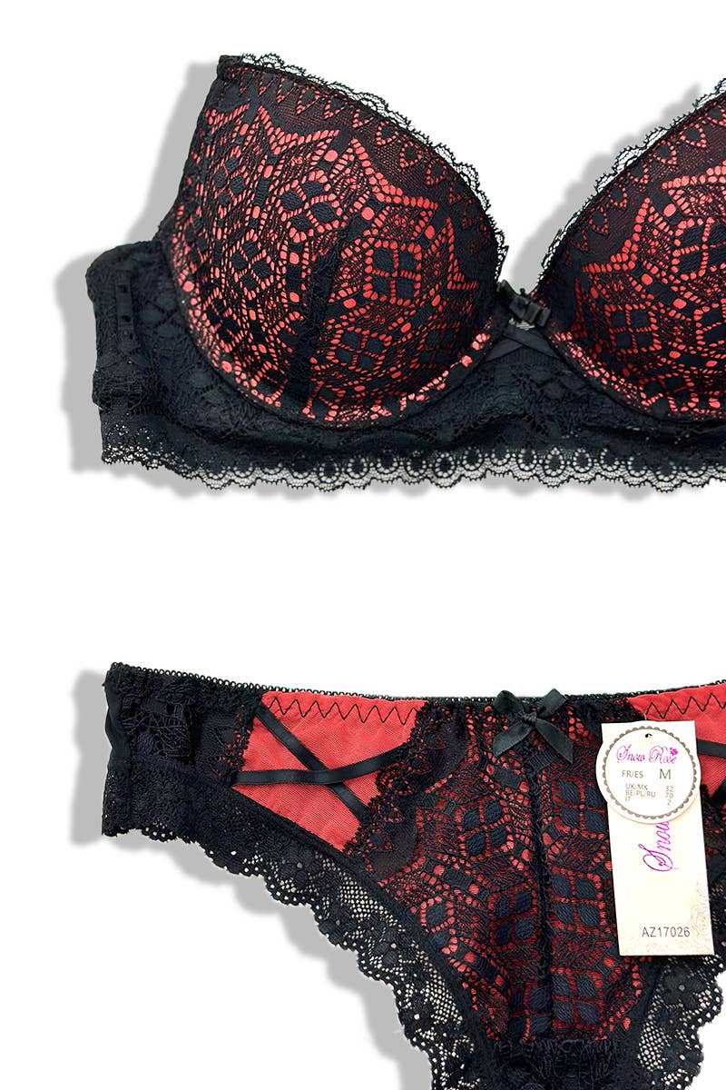 Belle Com'Elle - Vendita all'ingrosso Completino intimo - Donna - Set Reggiseno con Ferretto e Imbottitura + Perizoma in Pizzo C/AZ17026C10