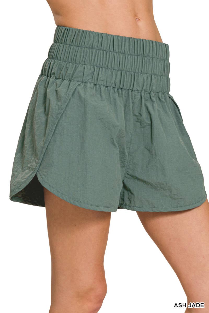 42POPS - Vente Short – femme - Short coupe-vent avec doublure et poche arrière en mesh48