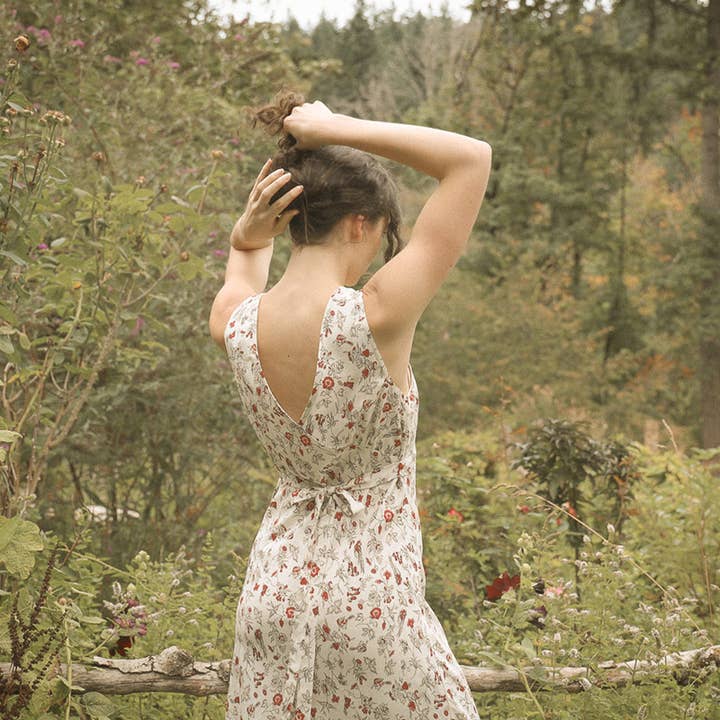 Atèlette - Wholesale Dress - Women's - Red and White Floral Sleeveless Slip Dress - Sandrine Dress