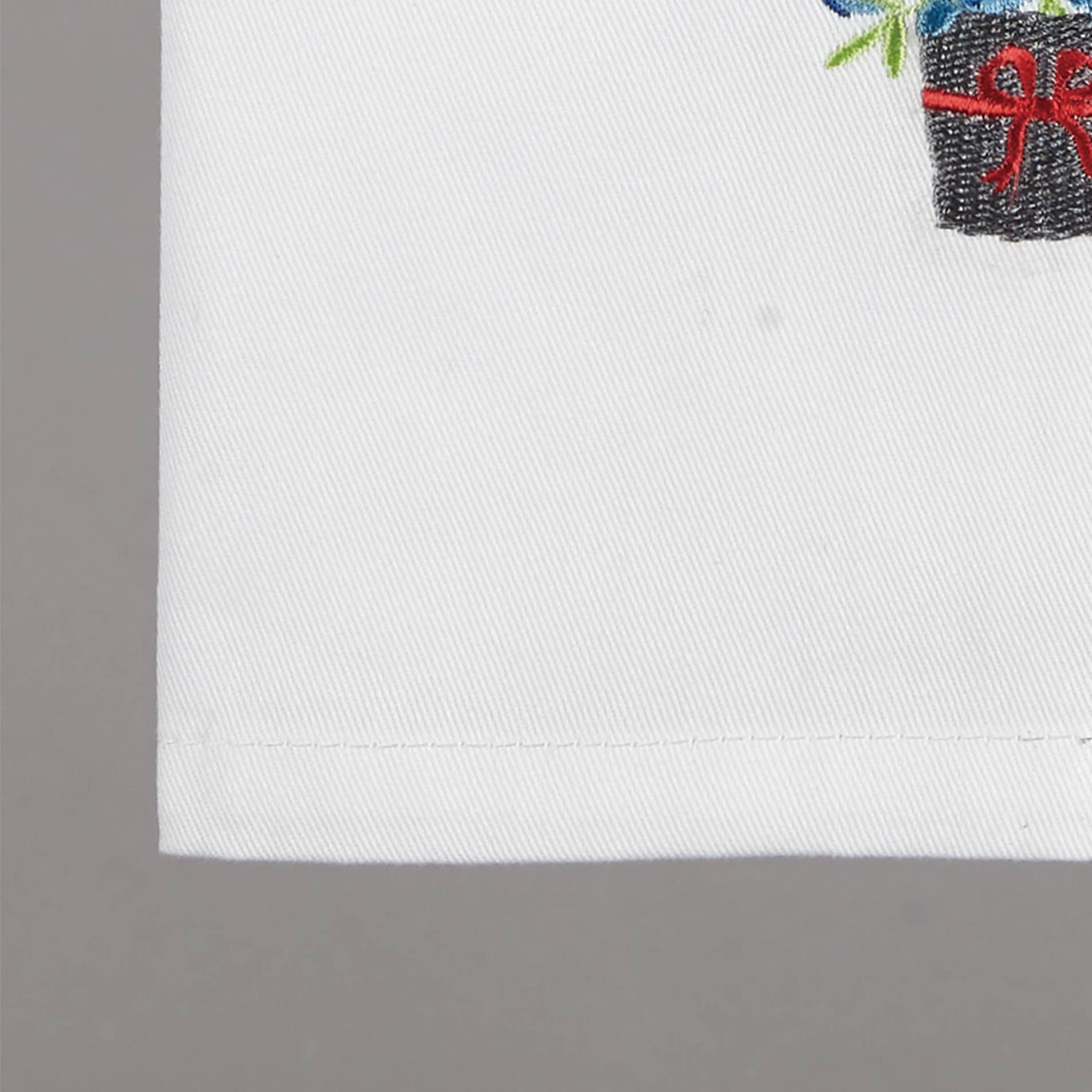 Peking Handicraft - Venta al por mayor Paños de cocina - Toalla de cocina bordada con diseño de árbol de Navidad, color azul2