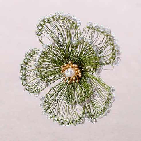 Orecchini Fiore Filo Intrecciato Cristalli Sfaccettati per la vendita all'ingrosso da parte di Sonata