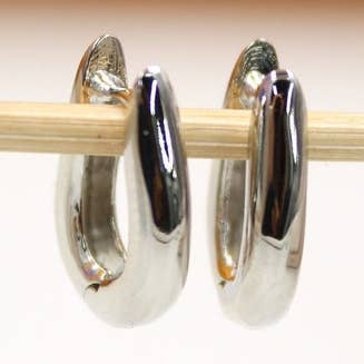 18K goud gevulde dikke puntige Huggies oorbellen (L297) voor wholesale door MIA Jewelry