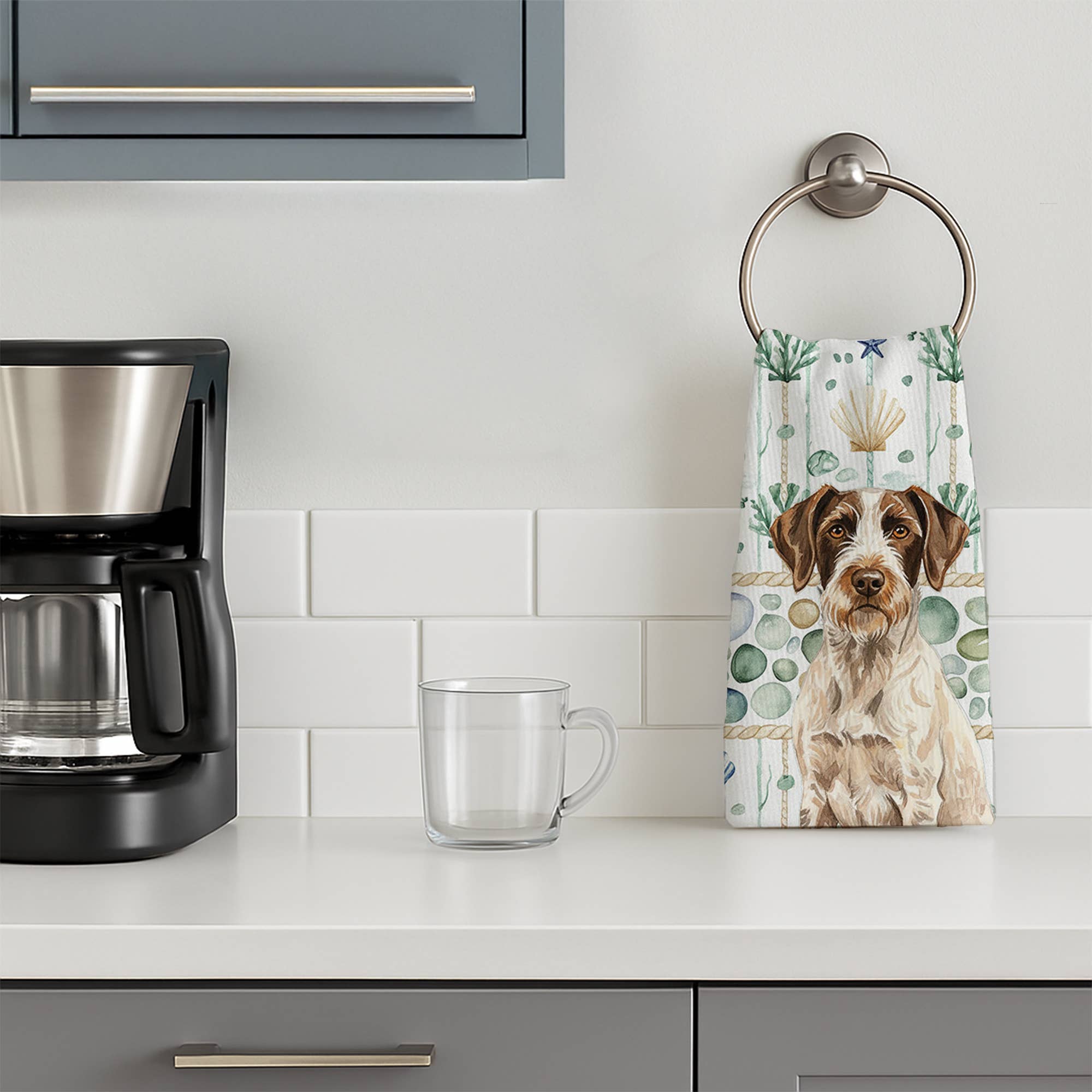 Caroline's Treasures - Wholesale Hand Towel - Liver and White German Wirehaired Pointer Coastal Sea Glass1