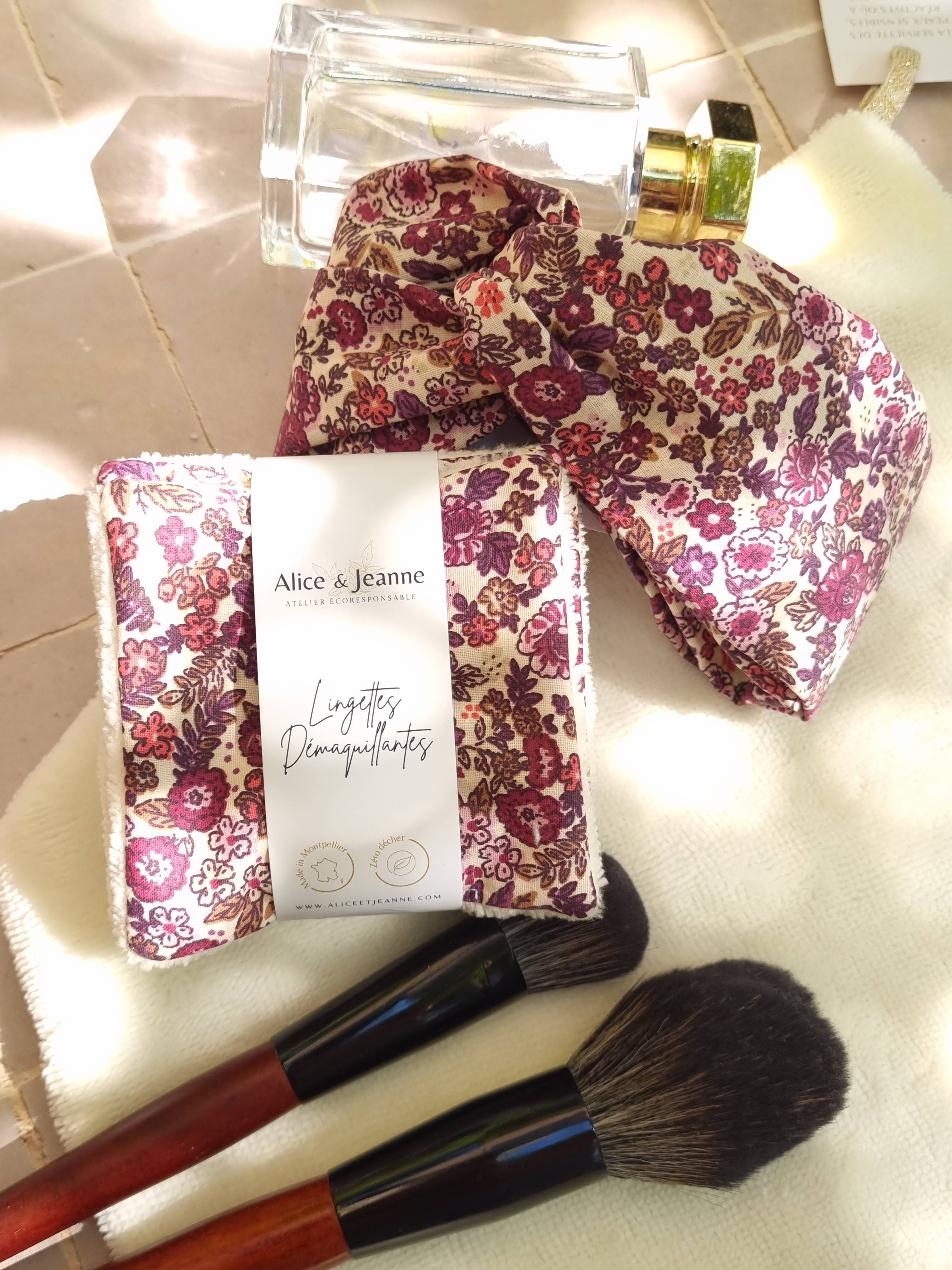 Alice et Jeanne - Wholesale Makeup Remover - Lily Washable Makeup Remover Wipes X57