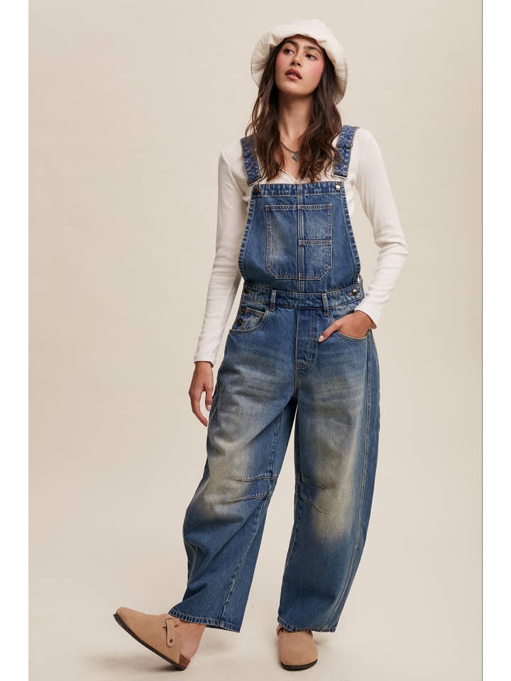 Listicle – Großhandel Overall – Damen – Barrel Jean Latzhose aus Denim mit weitem Bein3