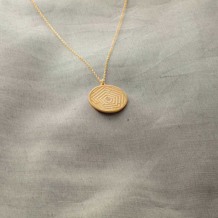Collier à pendentif géométrique en argent sterling pour la vente par Br Minimal Jewelry