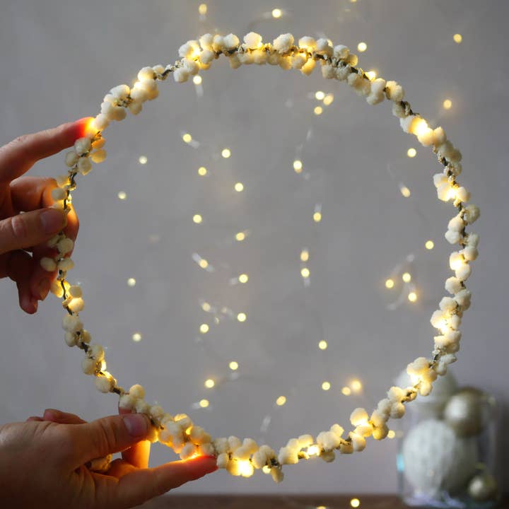Melanie Porter – wholesale Nattlampa - Barn och baby – Enkel Pom Pom Hoop Ljus
