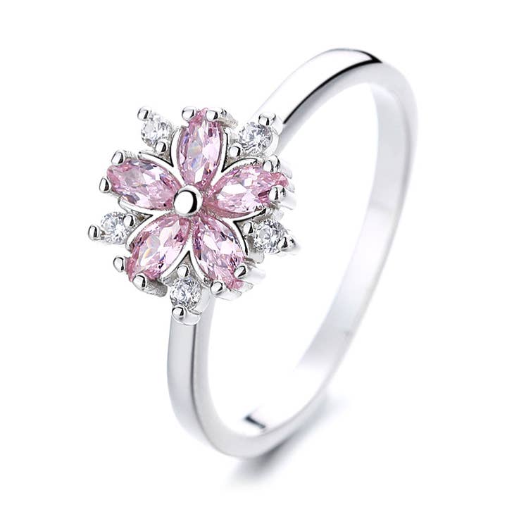 Bague Fleur Saphir Rose Amy et Annette en Argent Sterling pour la vente par Amy and Annette
