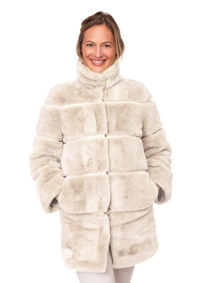 Ombretta FB222 - Beige pour la vente par Franchetti Bond