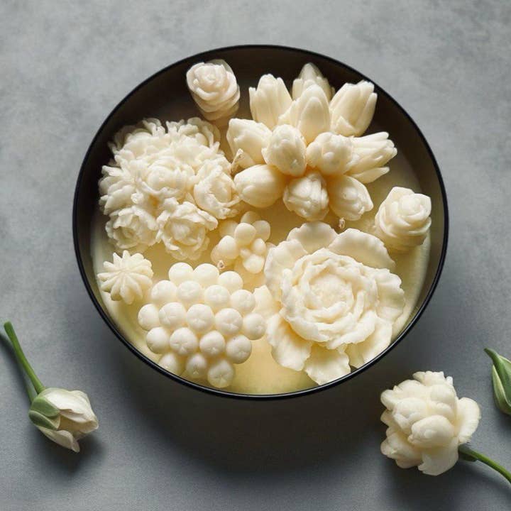 Handgemachte Soja-Duftkerze in Blumenform, 16 oz für den Großhandel von Karly’s Candles