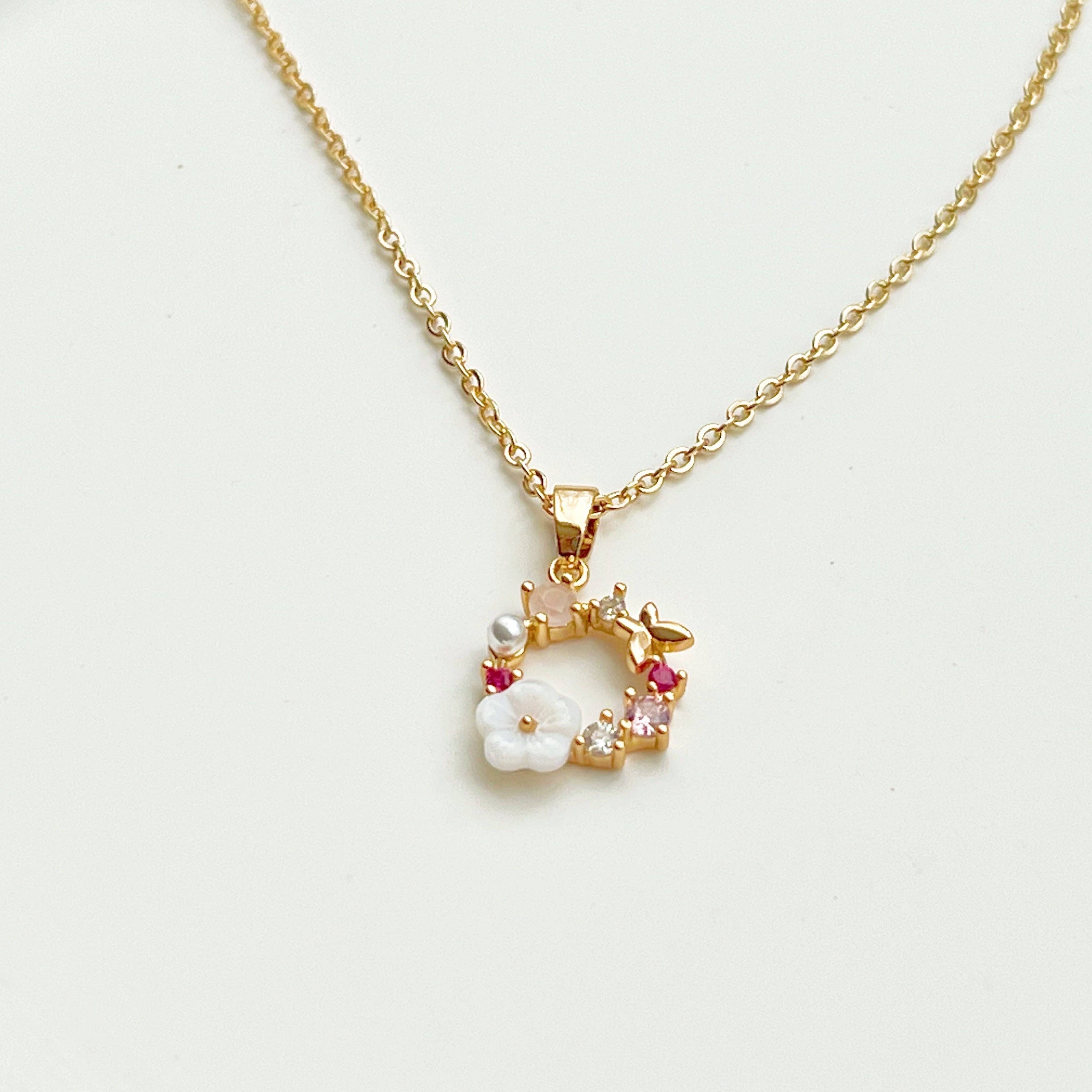 Ninaouity - Venta al por mayor Collares con colgantes/abalorios - Collar de corona de flores doradas - con cristal rosa y perla7