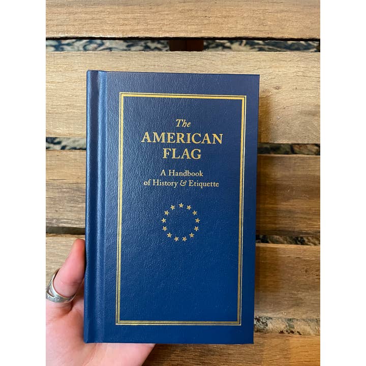 Applewood Books - Wholesale History & Geography - The American Flag1