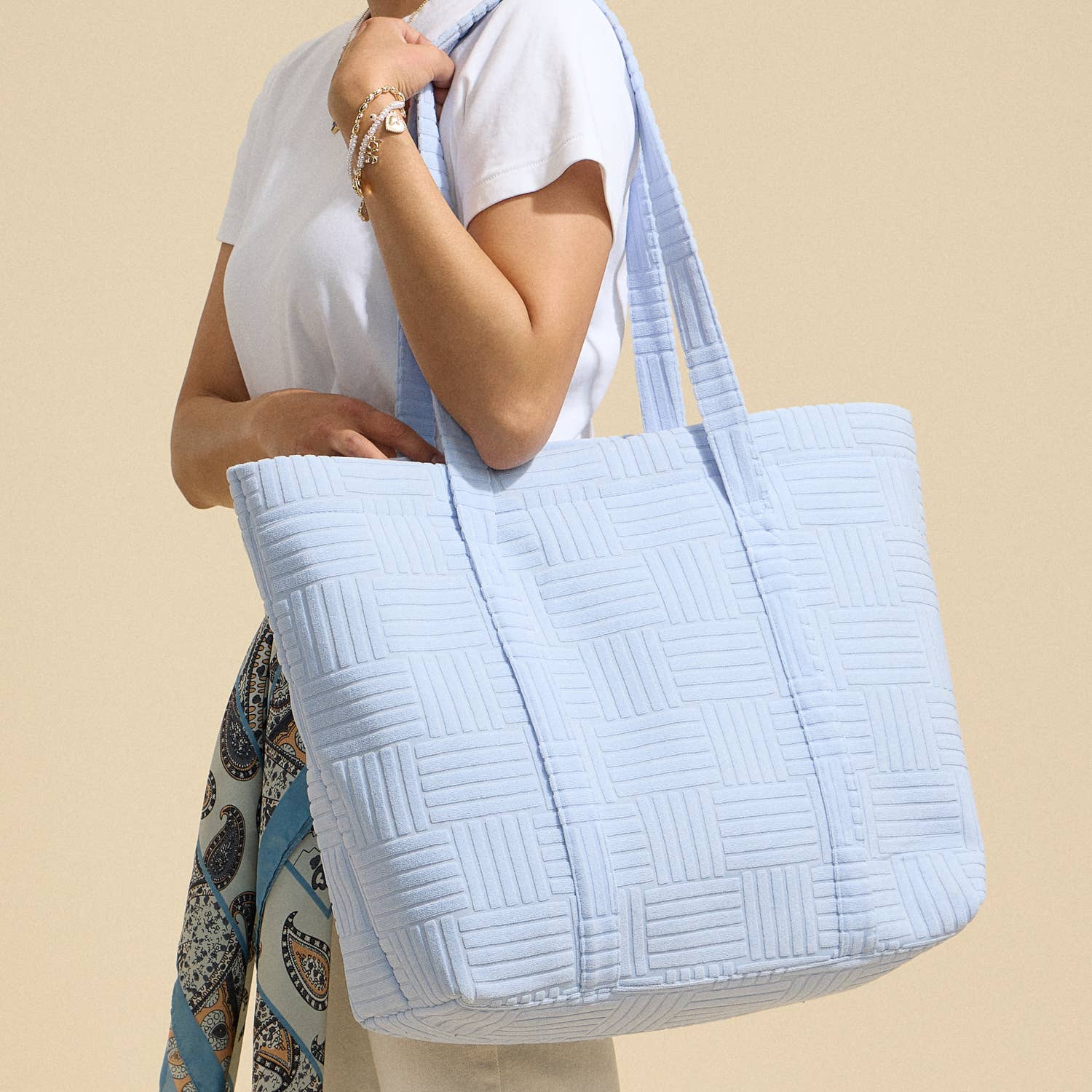 Lilla Haven - Wholesale Tote Bag - Women's - Luxe Terry Irregular Grid Pattern Tote Bag - Beach Bag2