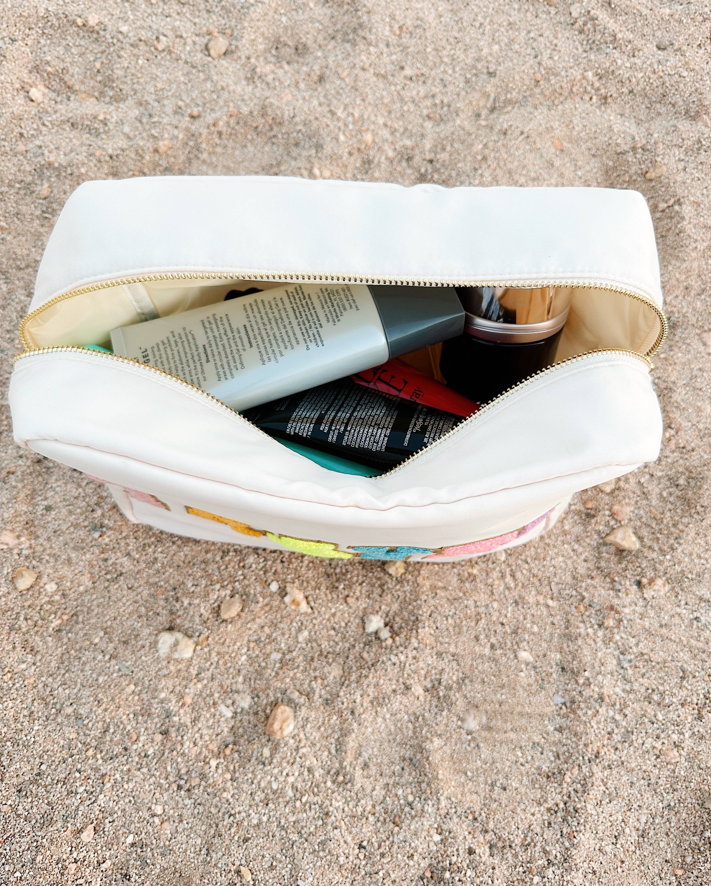 Zona Junkie - Wholesale Pouch - Women's - Travel Bag with Patches3