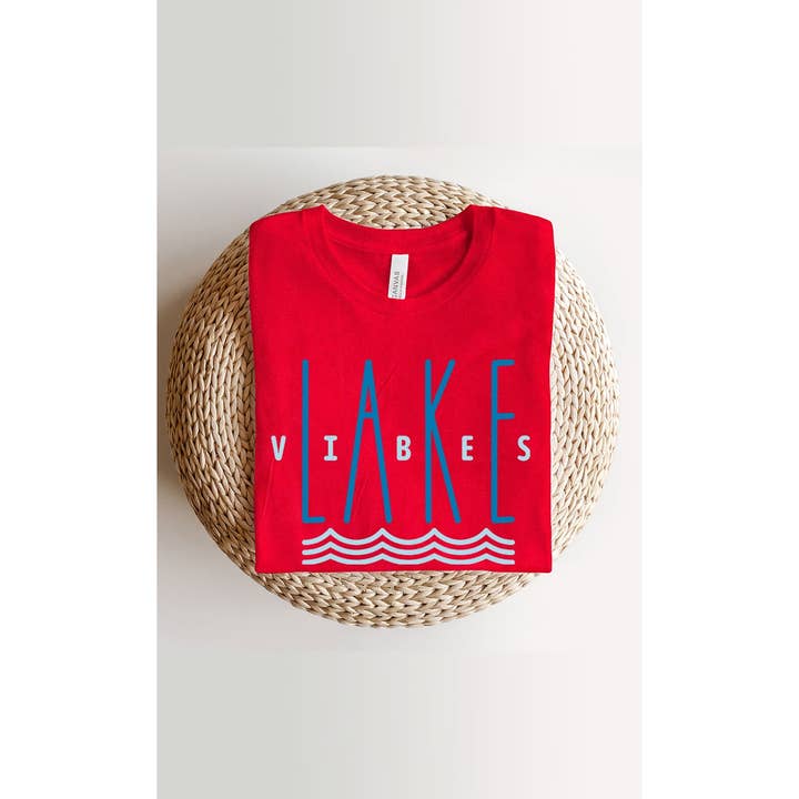 Kissed Apparel - Vente T-shirt sérigraphié – femme - T-shirt graphique d'été Lake Vibes