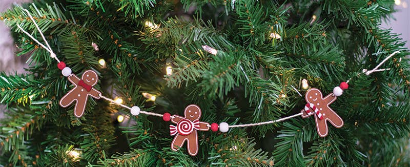The Hearthside Collection - Wholesale Bunting/Garland - Wooden Gingerbread & Beads Garland1