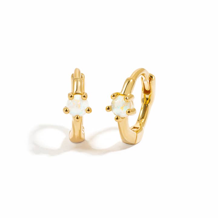 Solitario Opal Huggies para venta al por mayor de Sami Jewels