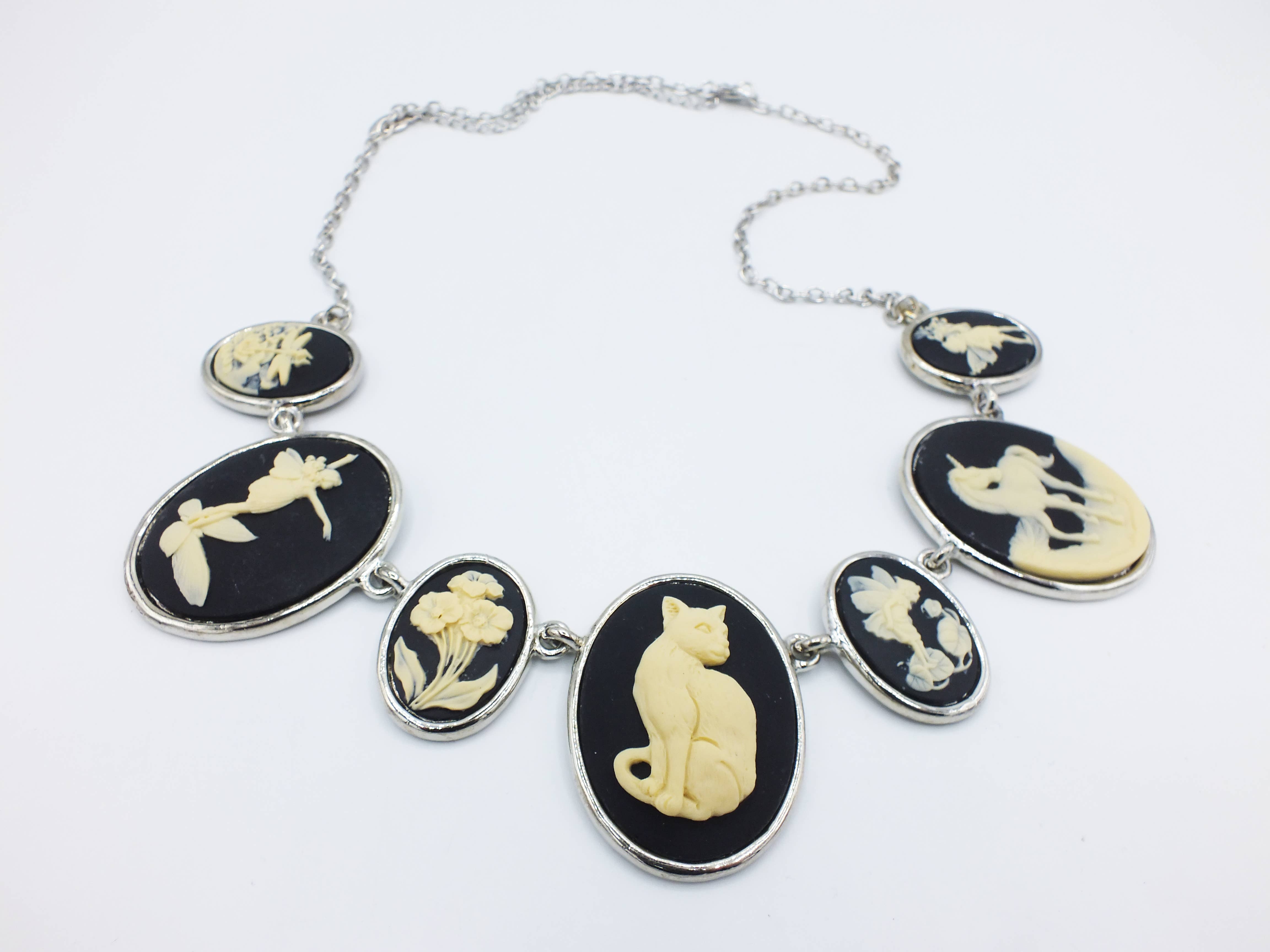 Fizz - Wholesale Pendant/Charm Necklace - Seven Cabochon "Grand" Necklace4