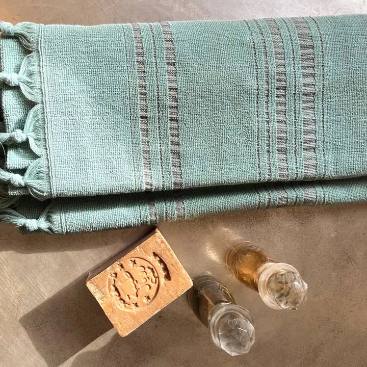 Karawan Authentic – Großhandel Badehandtuch – FOUTA AUS BIO-BAUMWOLLE - Kollektion DOLCE - Jadefarbe2