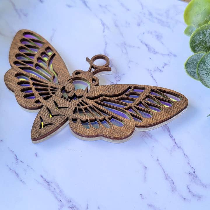 Shelfish Modern - Venta al por mayor Atrapasoles - Captador solar iridiscente con forma de polilla lunar, atrapasoles de cristal acrílico, decoración de polilla de la muerte de brujas, atrapasoles para ventanas3