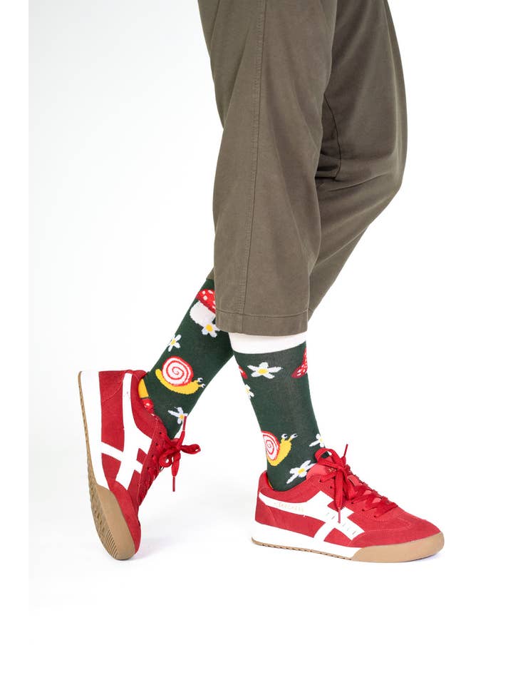 Billy Brown - Wholesale Socks - Unisex - Seamless Organic Cotton Socks With Mushrooms2