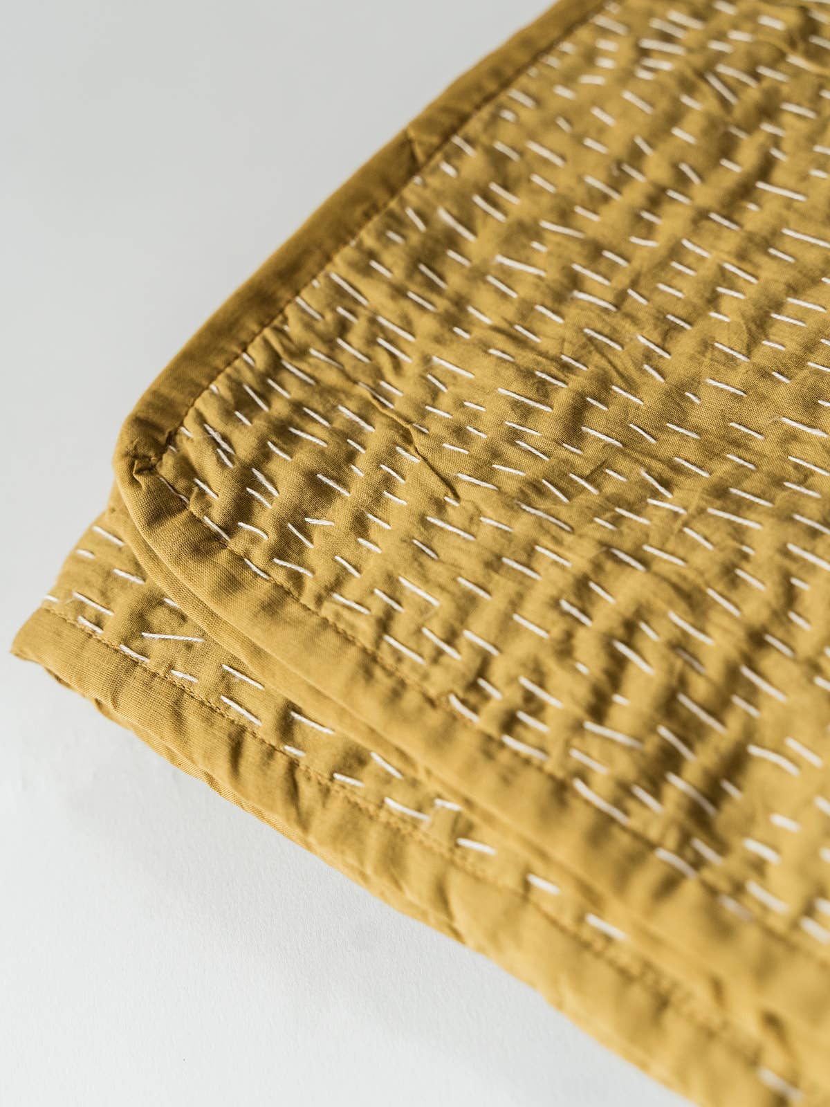 Co.House Designs - Wholesale Throw Blanket - Kimmie Kantha Throw4