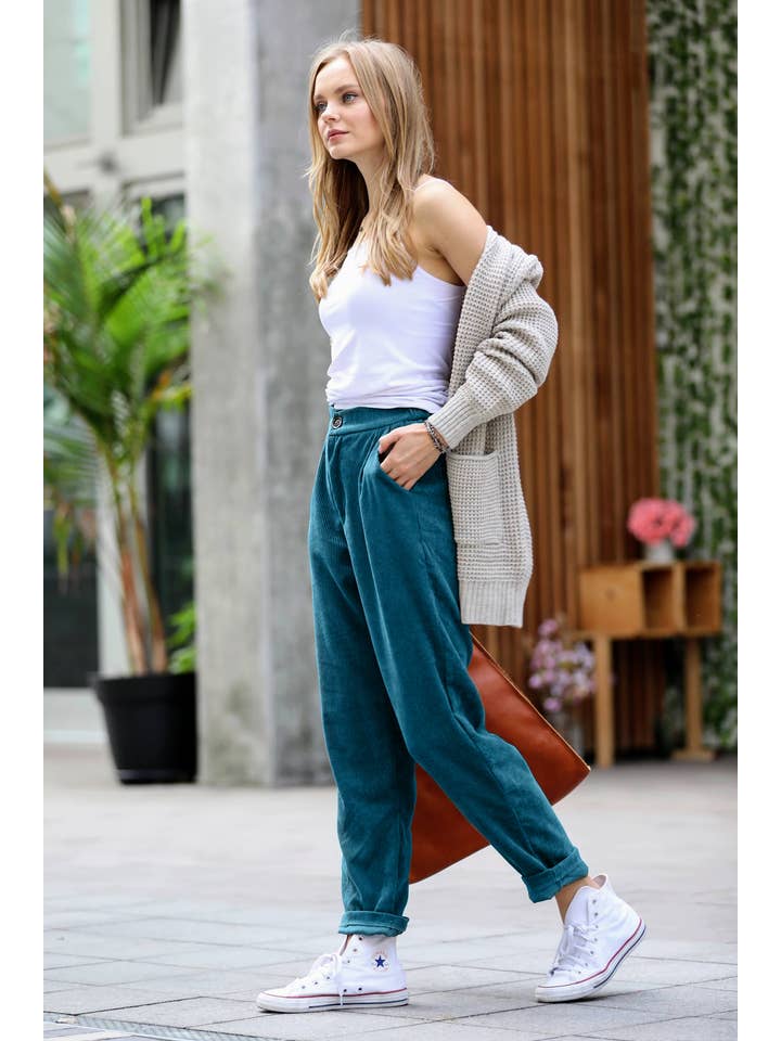 42POPS - Venta al por mayor Pantalones - Mujer - PANTALONES DE PANA DE TIRO ALTO CON BOLSILLOS14