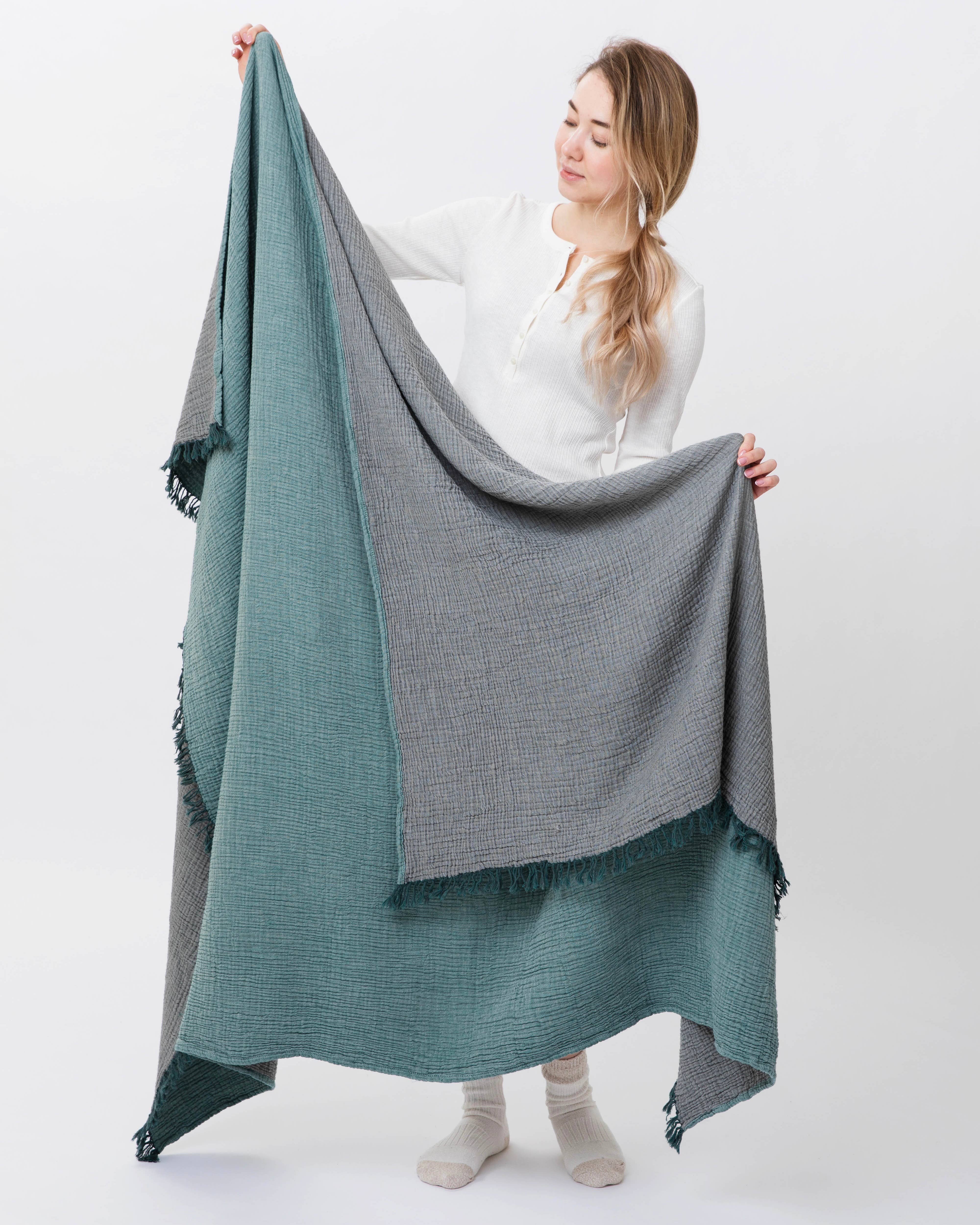 Woven Stories - Wholesale Throw Blanket - Cocoon Cotton Reversible Throw Blanket18