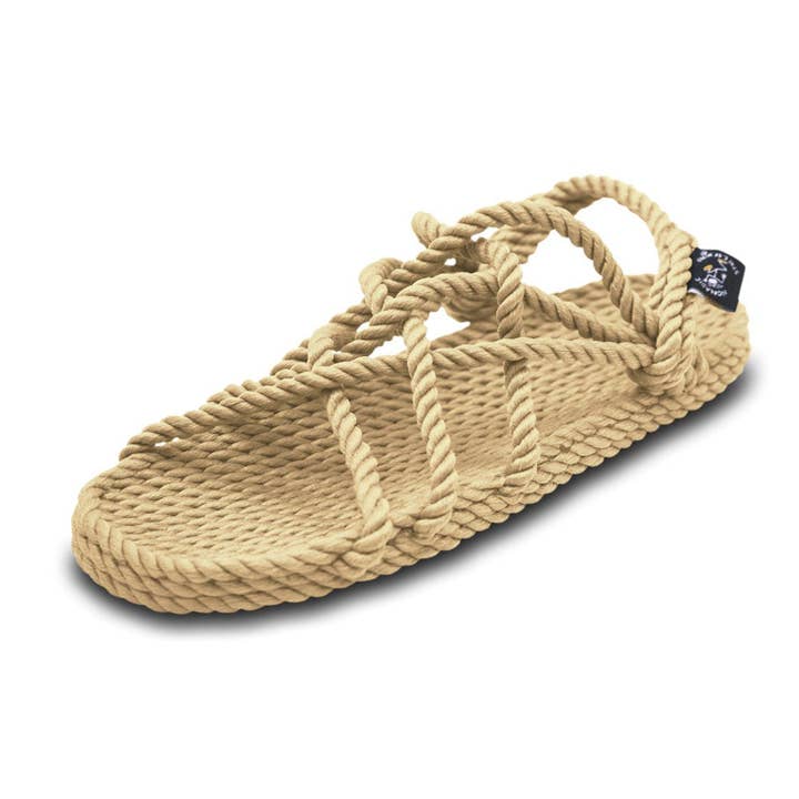 JC - Chameau pour la vente par Nomadic State of Mind