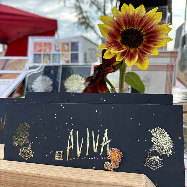 AVIVA TU LLC - Wholesale Lapel Pin/Button - Sunphone Enamel Pin1