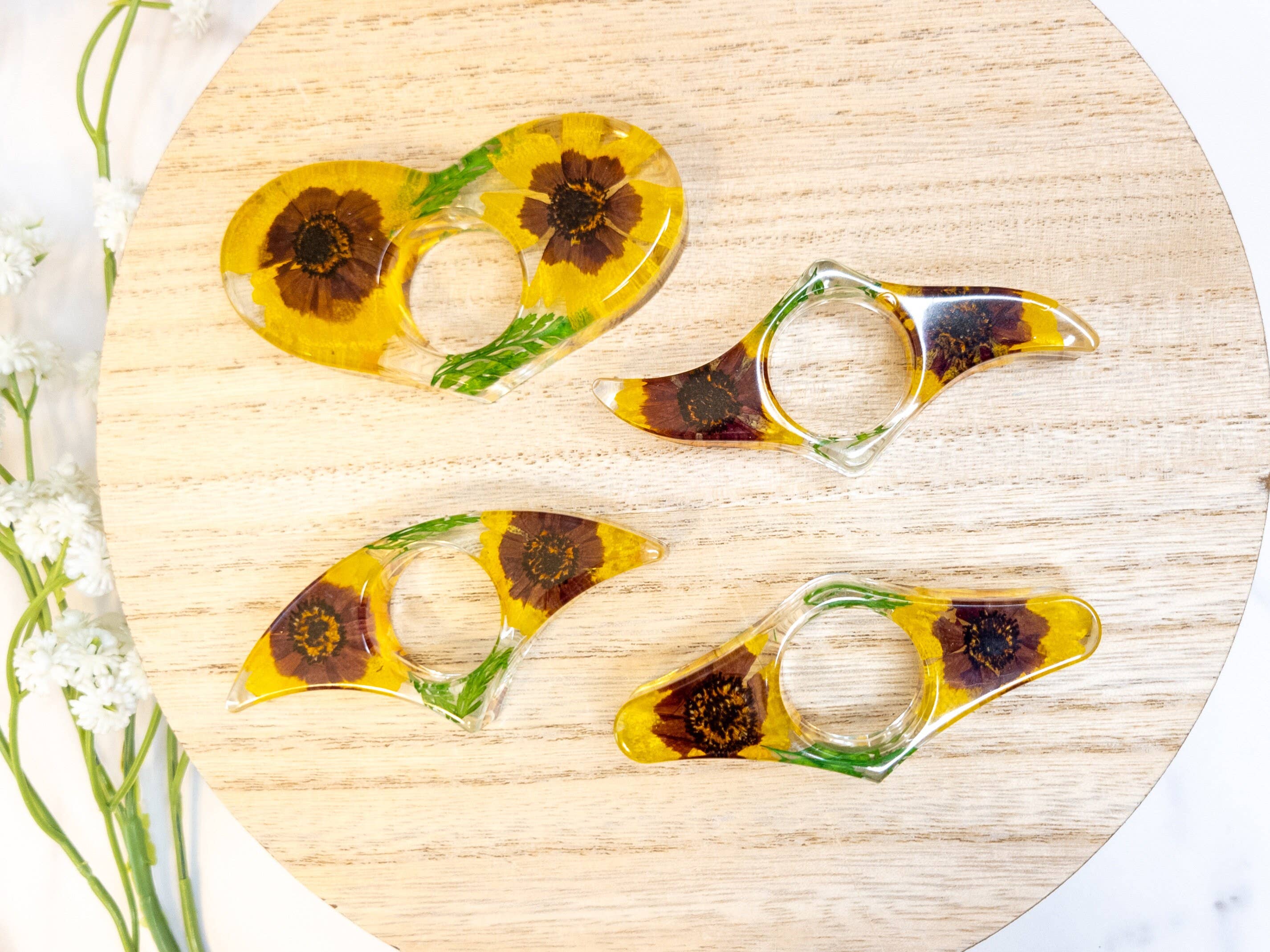 Botanically Bookish - Wholesale Bookmark - Floral Book Page Holder, Flower Thumb Page Spreader6