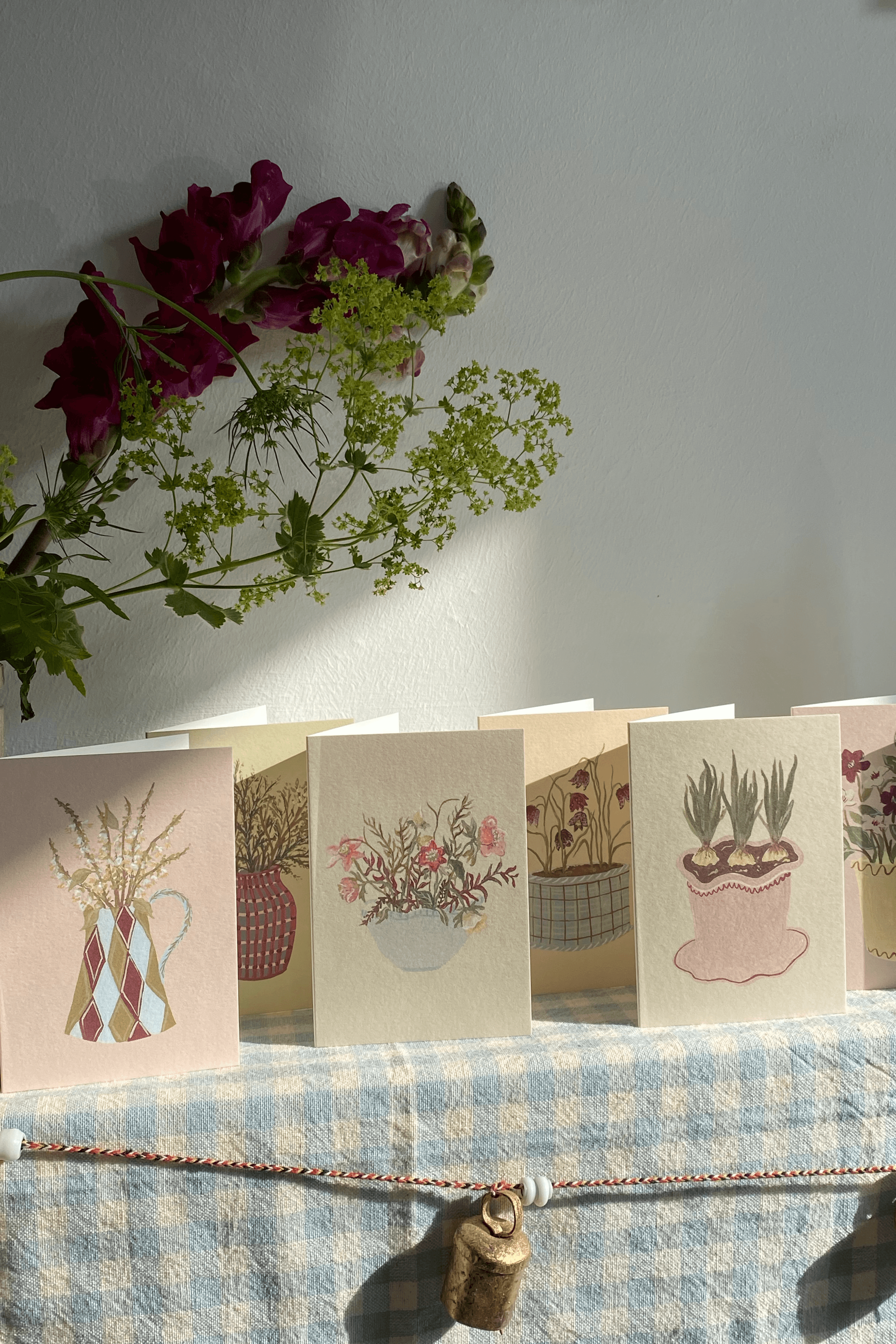 Harriet Watson - Vente Carte de vœux classique - Mini-carte Hellébore & More 4