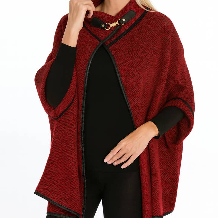 Cardigan Mantella Poncho con Fibbia a Maglia Borgogna per la vendita all'ingrosso da parte di Fennco Styles