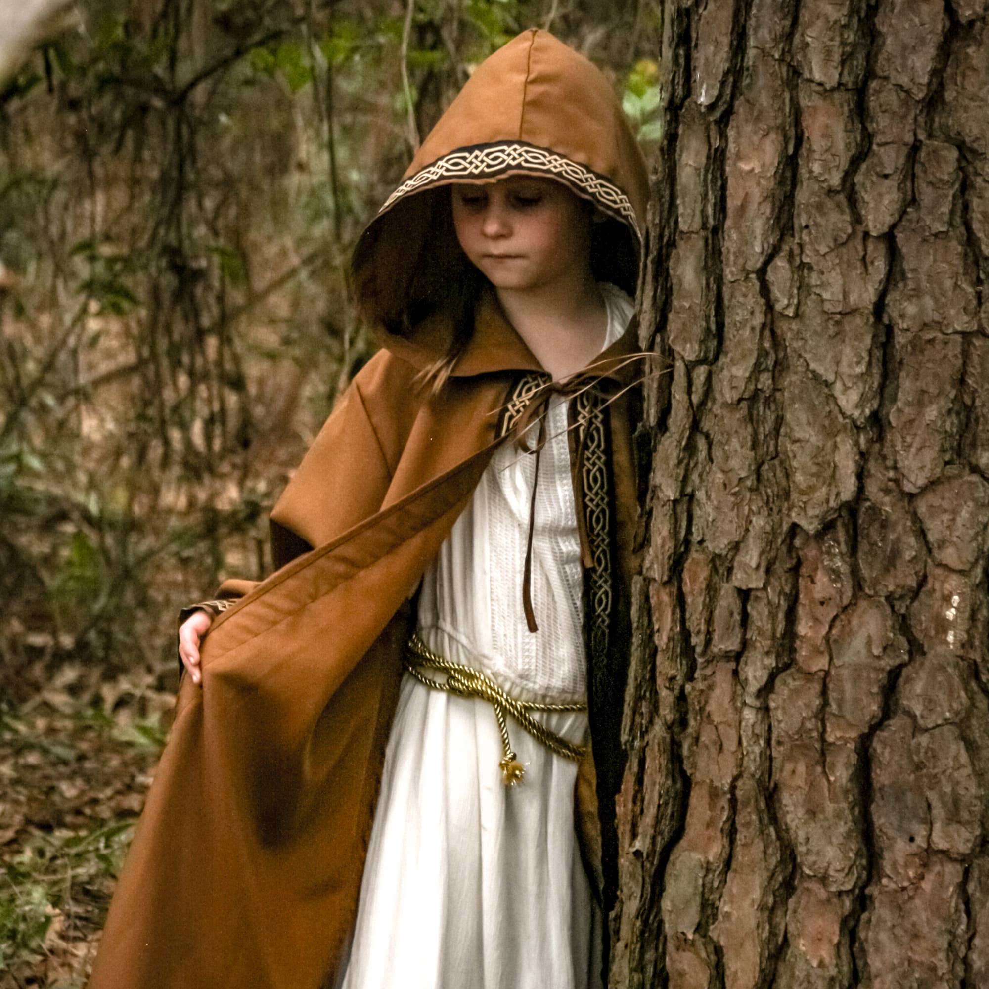 everfan - Wholesale Costume - Kids - Kids Celtic Robe | Medieval Sorcerer Cloak with Hood8