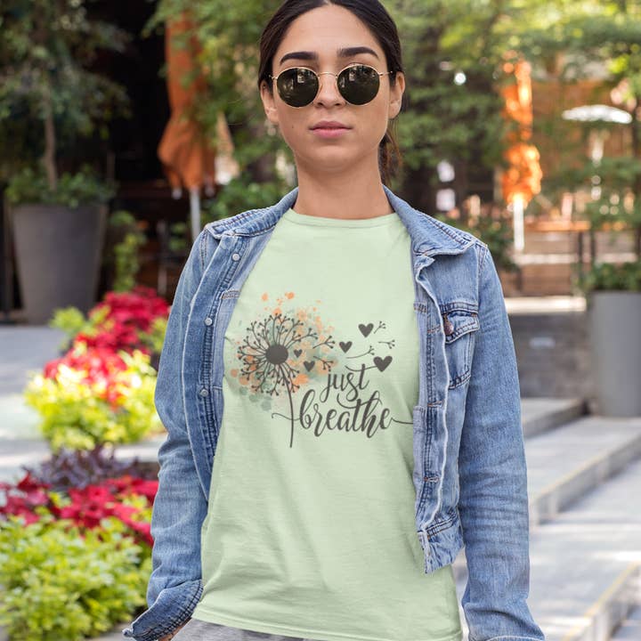 T-shirt papillon Just Breathe pour la vente par Perfectly Diverse Trendz, LLC