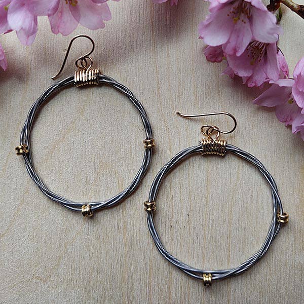 Boucles d'oreilles tissées 3 pour la vente par Stringin' Along with ME