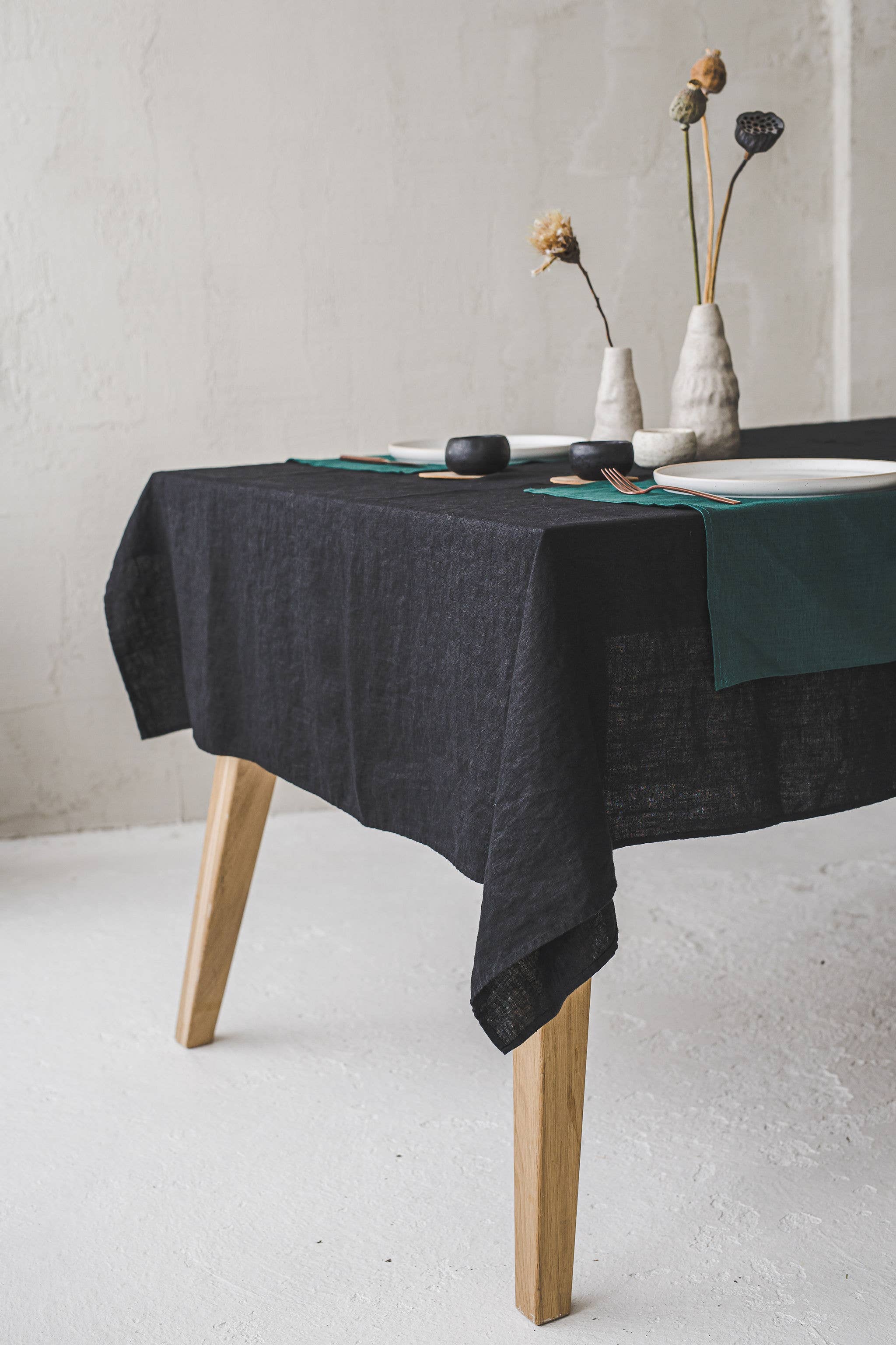 Epic Linen - Wholesale Tablecloth - Black Soft Washed Linen Tablecloth  8 Sizes, Linen Decor6
