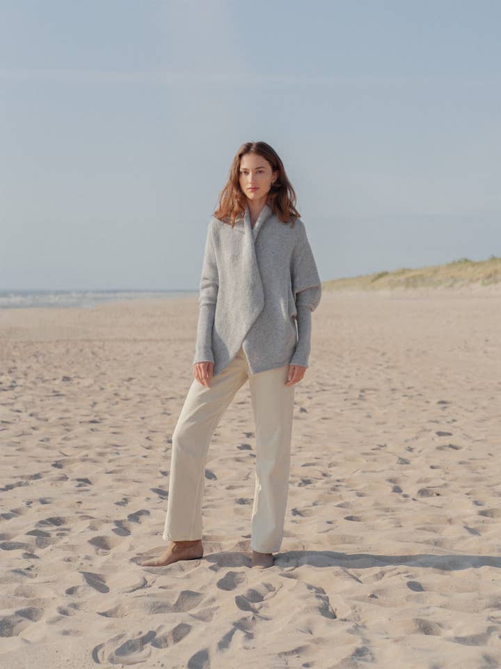 WOOL HOUSE - Vendita all'ingrosso Poncho - Donna - Poncho in Mohair e Lana Merino Celeste