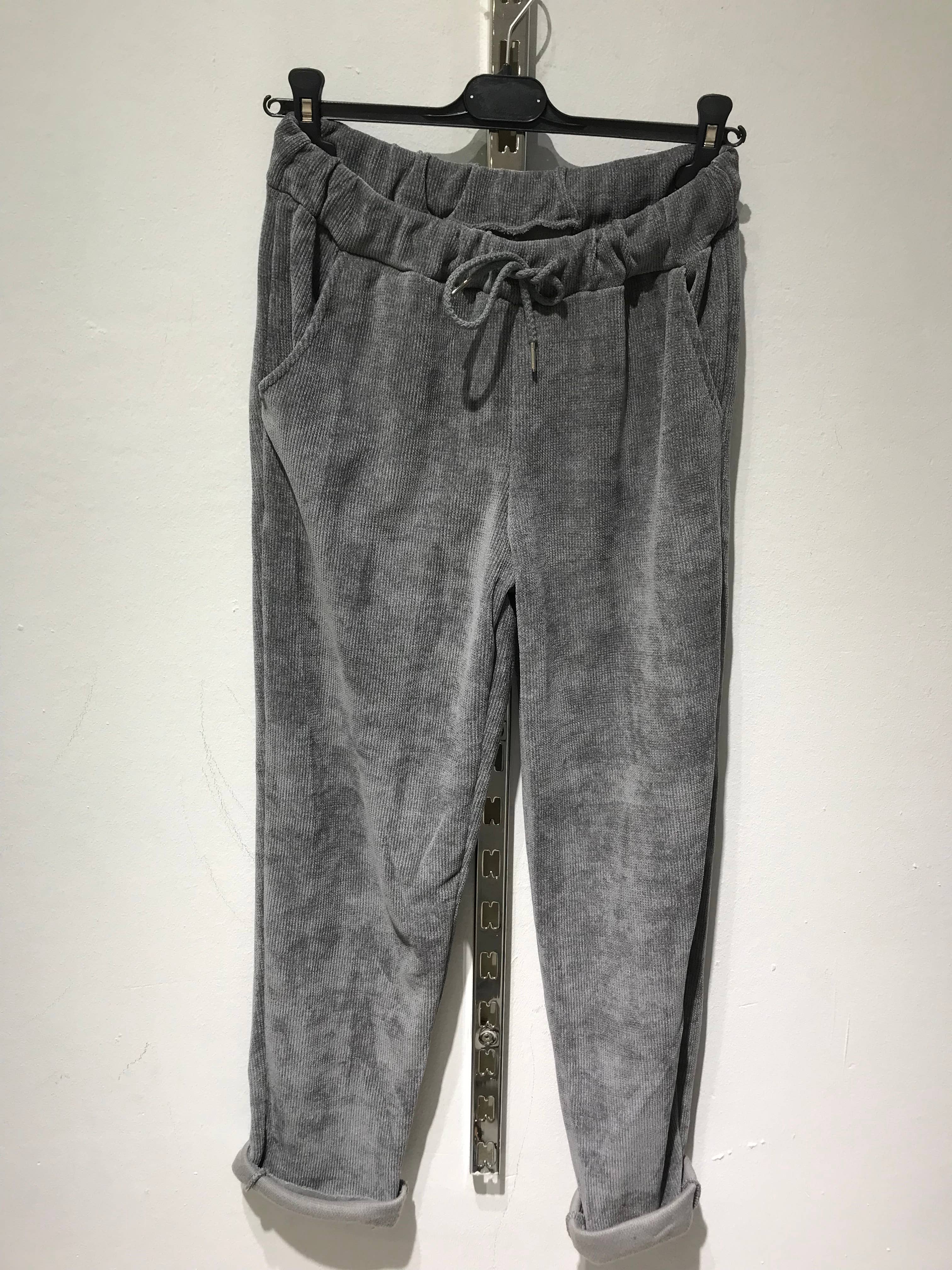 Only Yuan - Vendita all'ingrosso Pantalone - Donna - ref 7859 pantaloni in velluto a coste10