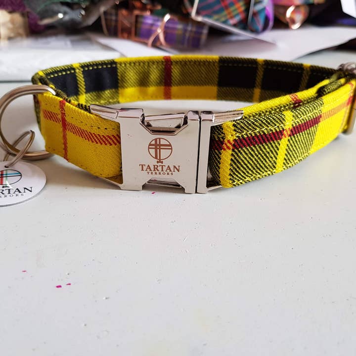 Tartan Dog Collar (Large) - MacLeod Tartan for wholesale by Tartan Terrors
