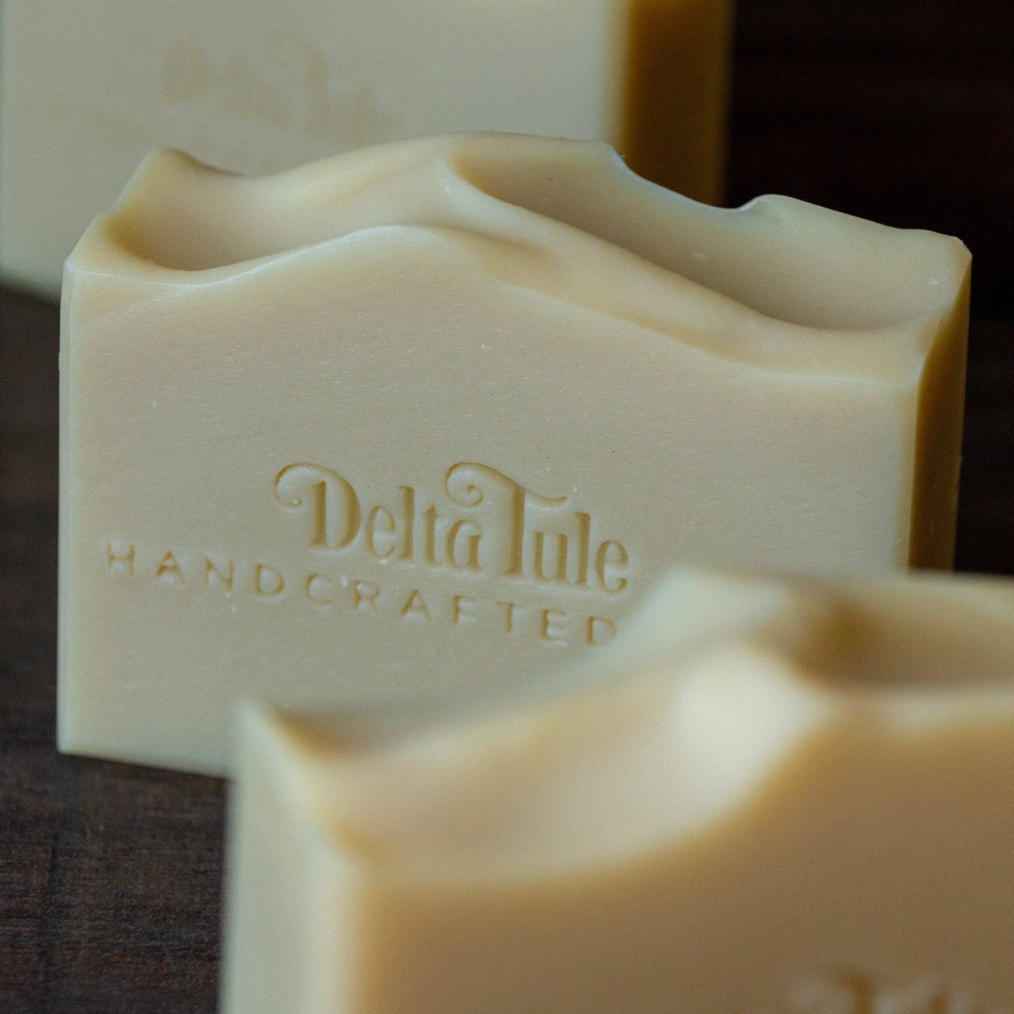 Delta Tule - Wholesale Bar Soap - Mylk & Oats // Unscented Oatmeal Coconut Milk Soap2